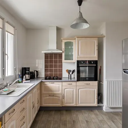 Appartement Blanche De Castille- Rond Point De Paris