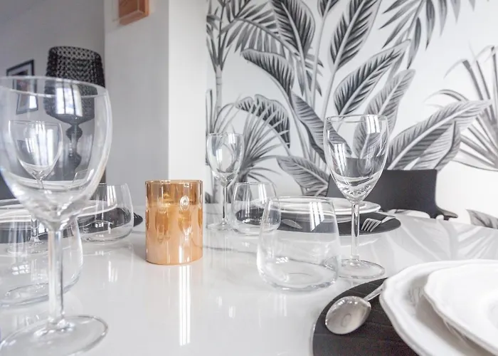 Blanche De Castille- Rond Point De Paris Nantes